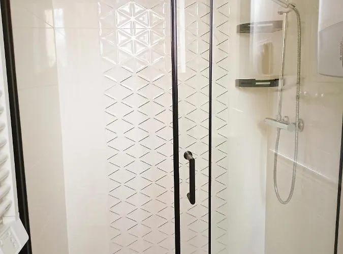 דירה Apartament Celebrity לשנה